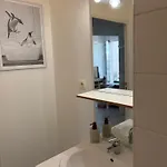 Petit Chez Moi Avec Parking Nîmes