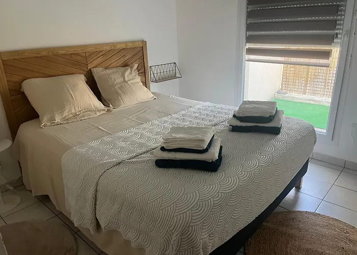 Petit Chez Moi Avec Parking * Nîmes