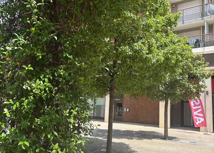 Petit Chez Moi Avec Parking Lägenhet *