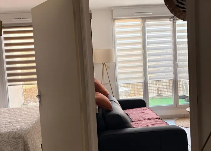 Petit Chez Moi Avec Parking Lägenhet